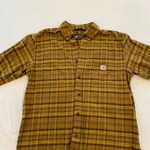 Carhartt men’s flannel shirt. Large. Smoke and pet free home
